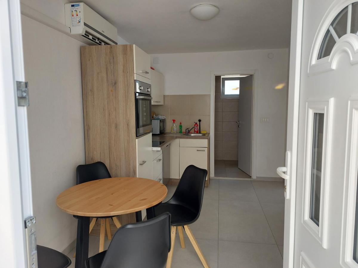 Apartmani Pavic Kustići Exteriör bild